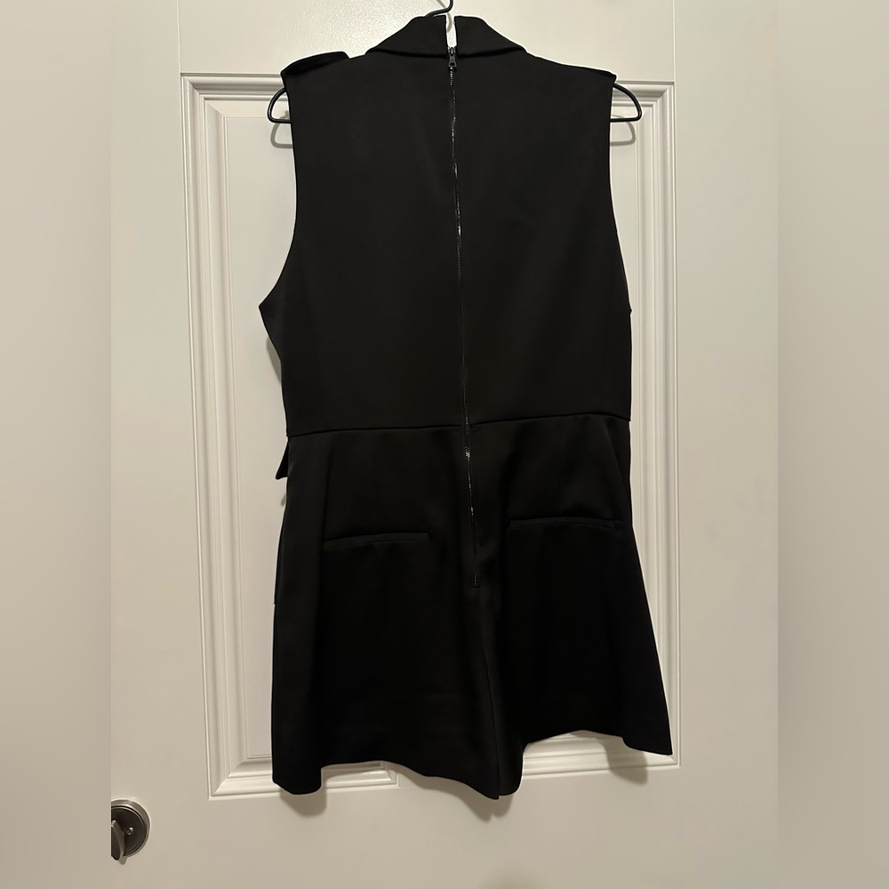 NWT Alice + Olivia Phillis Utility Sleeveless Romper - Size 12 - Picture 10 of 11
